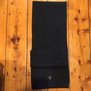 Wool knit scarf form Gant